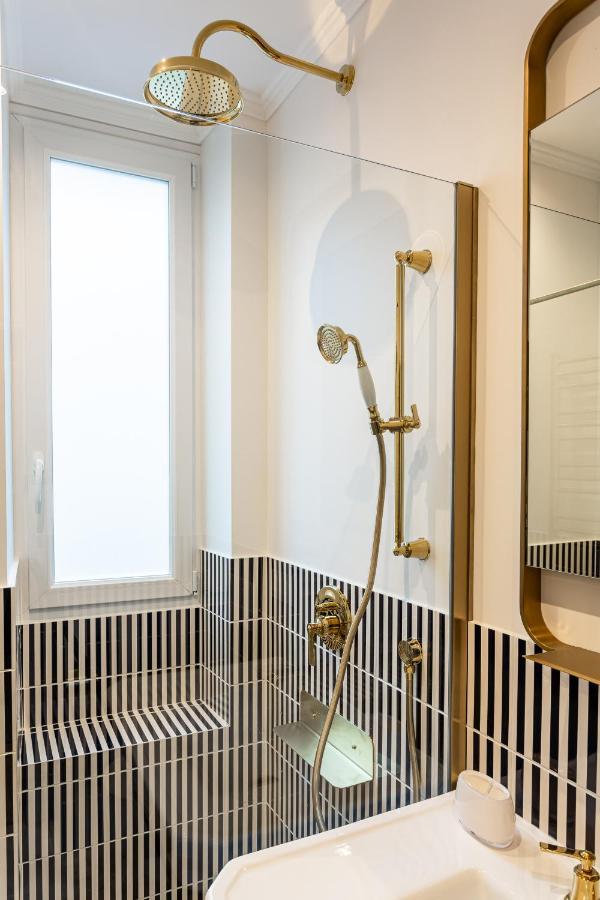 The San Giorgio Suite Downtown Montmartre Paris Eksteriør bilde